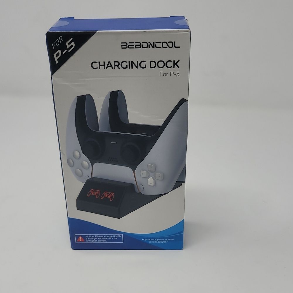 Beboncool  White Dual Controller USB Type-C Fast Charging Dock For P5 New In Box